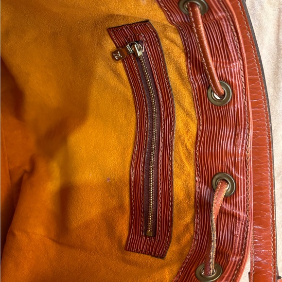 Authentic Louis Vuitton Epi petit Noe brown kenya bucket drawstring - Picture 8 of 15